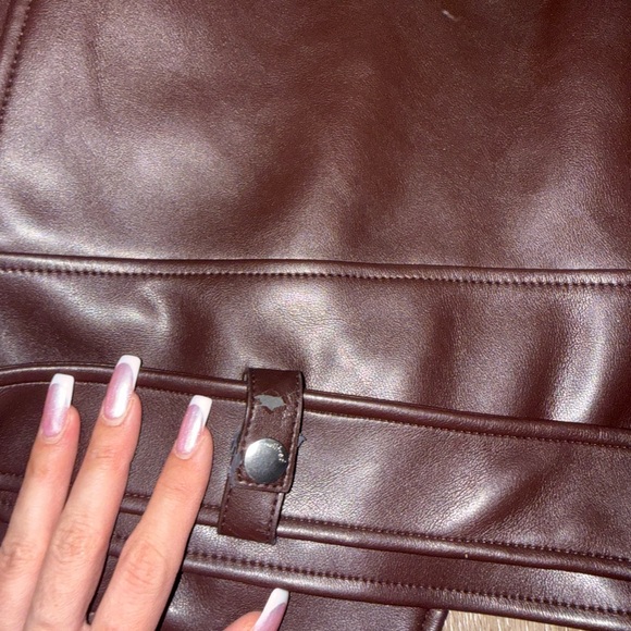 Aritzia oversized ox blood vegan leather jacket size medium - Picture 6 of 11